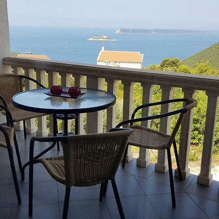 Apartmani Lazarevic Luštica Extérieur photo