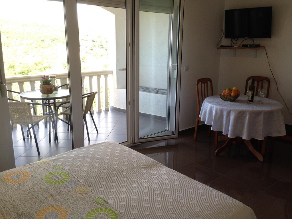 Apartmani Lazarevic Luštica Extérieur photo