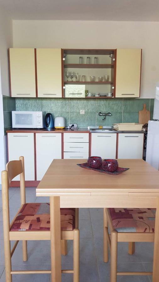 Apartmani Lazarevic Luštica Extérieur photo
